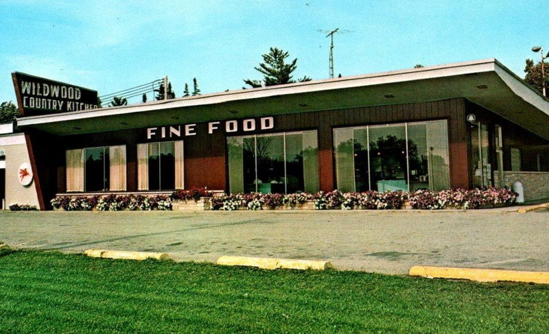 Wildwood Country Kitchen - Vintage Postcard (newer photo)